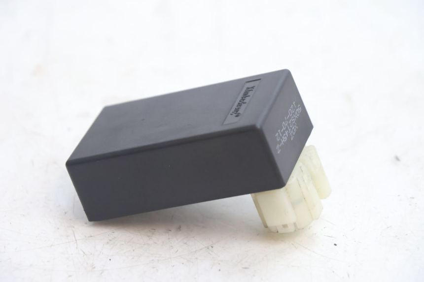 photo de BOITIER CDI VASTRO GP 2T 50 (2013 - 2017) - Autre angle de vue