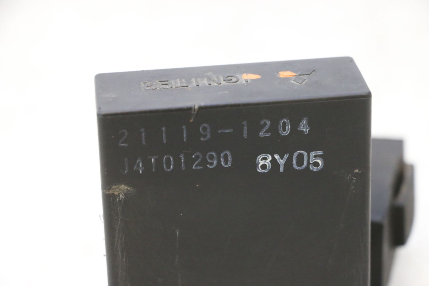 photo de BOITIER CDI KAWASAKI GPX F ZX750F 750 (1986 - 1990) - Détail de la pièce