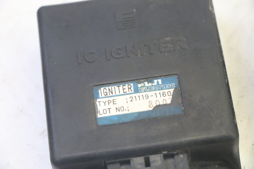 photo de BOITIER CDI KAWASAKI GPX R WARBIRD 600 (1988 - 1993) - Détail de la pièce