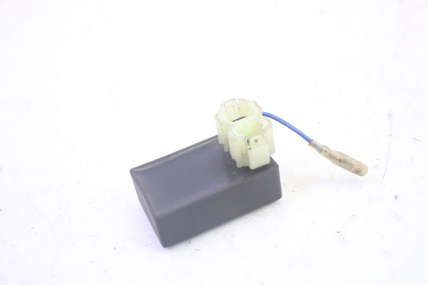 photo de BOITIER CDI PEUGEOT KISBEE 4T 50 (2010 - 2017) - Autre angle de vue