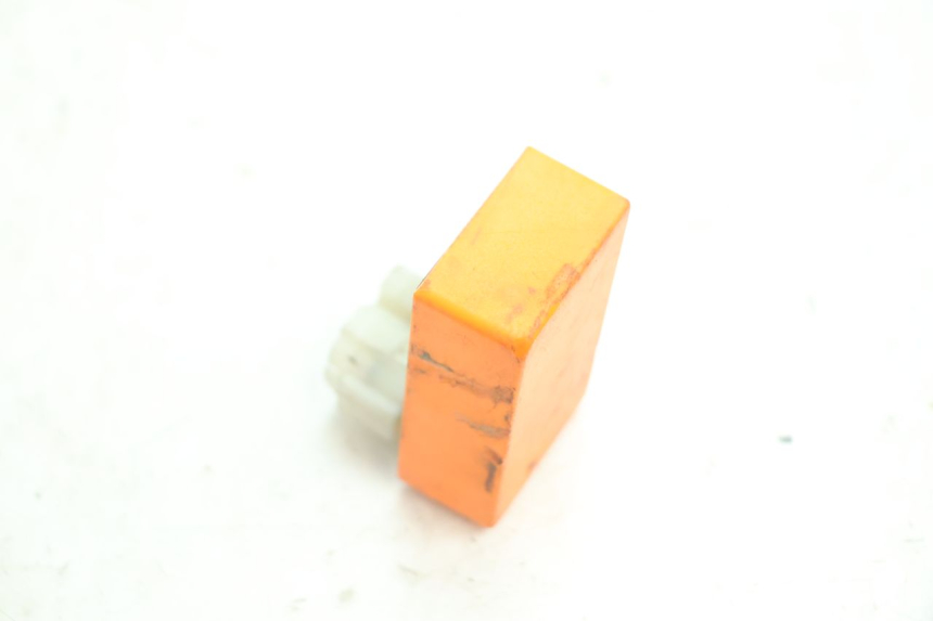photo de BOITIER CDI PEUGEOT KISBEE 4T 50 (2010 - 2017) - Gros plan technique