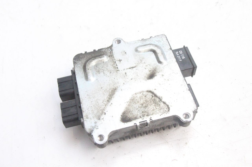 photo de BOITIER CDI HONDA PCX (JF28) 125 (2009 - 2011) - Gros plan technique