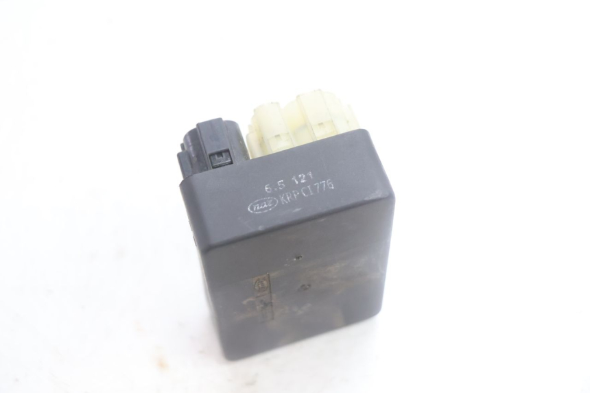 photo de BOITIER CDI HONDA SCV LEAD 100 (2003 - 2007) - Autre angle de vue