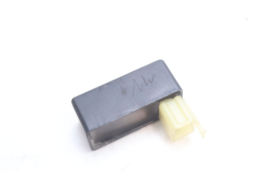 photo de BOITIER CDI PEUGEOT TREKKER 50 (1995 - 2004) - Autre angle de vue