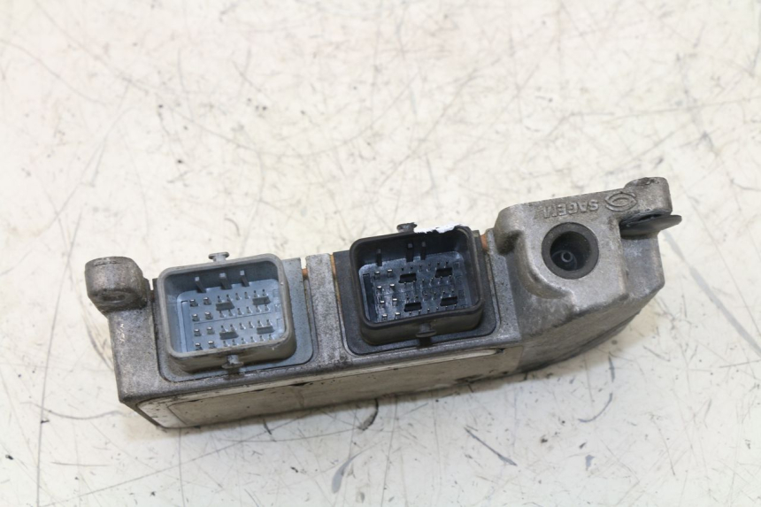 photo de BOITIER CDI TRIUMPH TIGER 955 (2001 - 2004) - Détail de la pièce