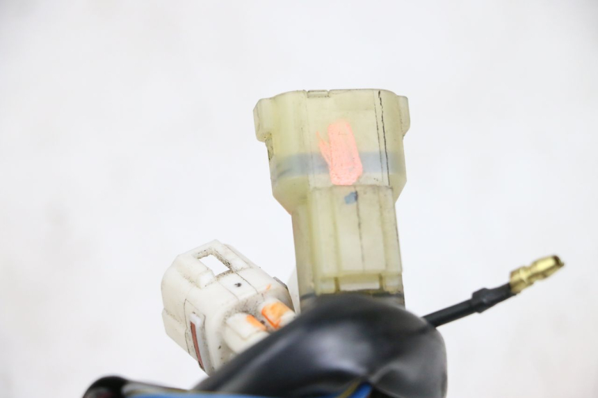 photo de BOITIER CDI YAMAHA YP MAJESTY 125 (2002 - 2006) - Autre angle de vue