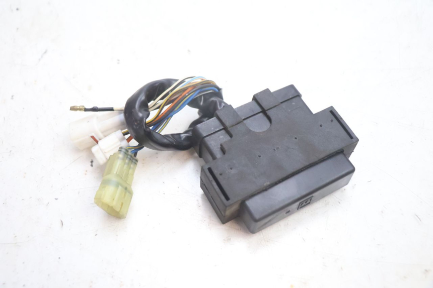 photo de BOITIER CDI YAMAHA YP MAJESTY 125 (2002 - 2006) - Autre angle de vue