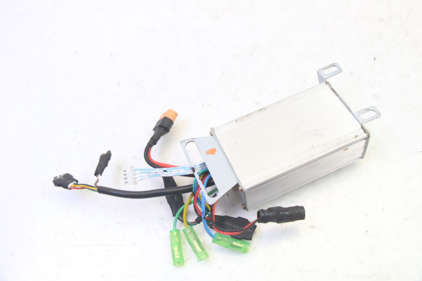 photo de BOITIER CDI MOOVWAY Z8 1