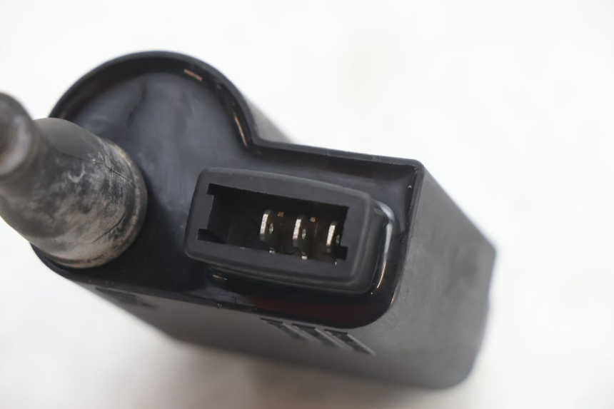 photo de BOITIER CDI PIAGGIO ZIP 2T 50 (2009 - 2019) - Points de fixation