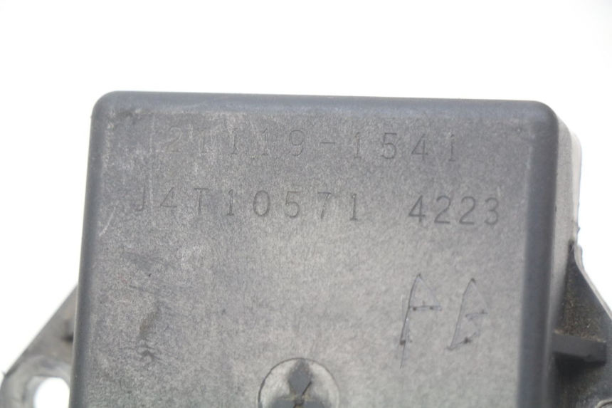 photo de BOITIER CDI KAWASAKI ZR7 ZR-7 S 750 (1999 - 2004) - Autre angle de vue