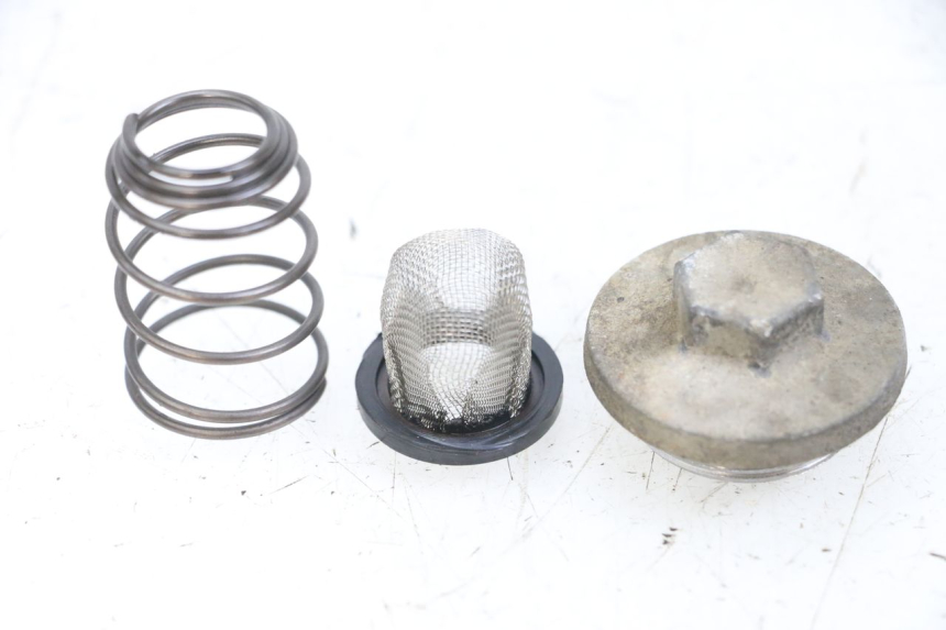 photo de BOUCHON CARTER HUILE KYMCO AGILITY 16+ 4T 50 (2018 - 2023) - Vue principale