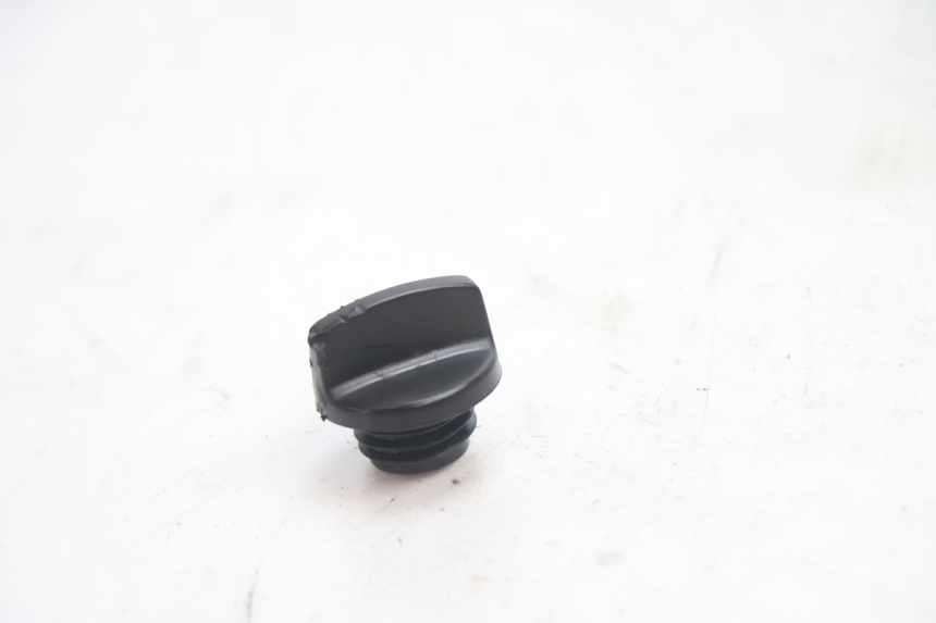 photo de BOUCHON CARTER HUILE KAWASAKI ER-6 ER6 N 650 (2005 - 2009) - Détail de la pièce