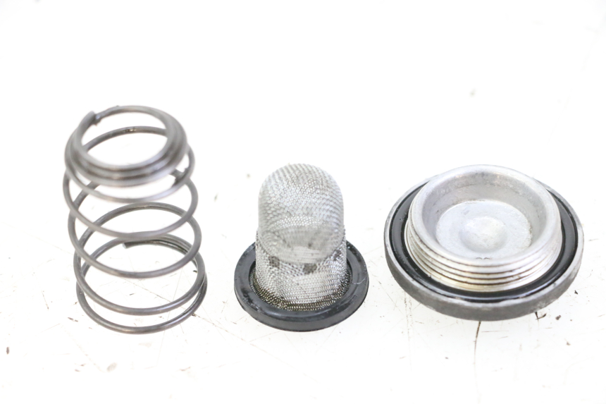 photo de BOUCHON CARTER HUILE HONDA FES S-WING SWING ABS 125 (2007 - 2015)