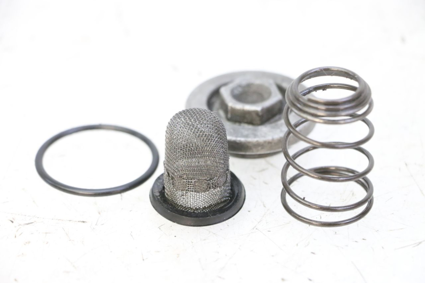 photo de BOUCHON CARTER HUILE HONDA FES S-WING SWING ABS 125 (2007 - 2015)