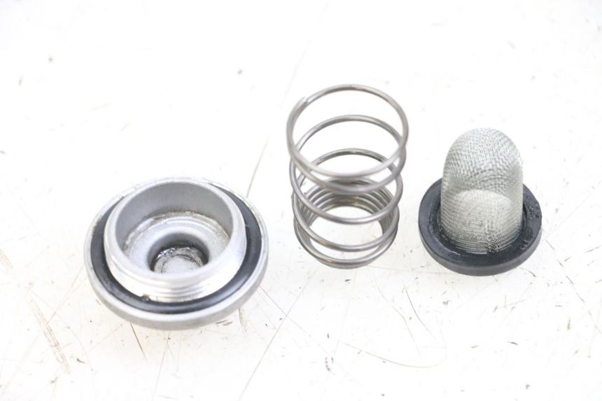 photo de BOUCHON CARTER HUILE SYM FIDDLE 2 50 (2008 - 2013) - Détail de la pièce