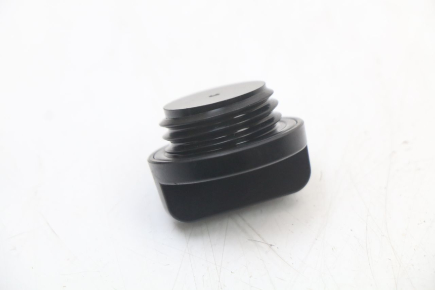 photo de BOUCHON CARTER HUILE YAMAHA FJR ABS 1300 (2006 - 2012) - Vue principale