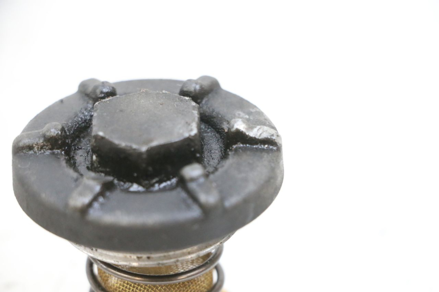 photo de BOUCHON CARTER HUILE YAMAHA X-MAX XMAX 125 (2010 - 2014) - Zoom état d’usage