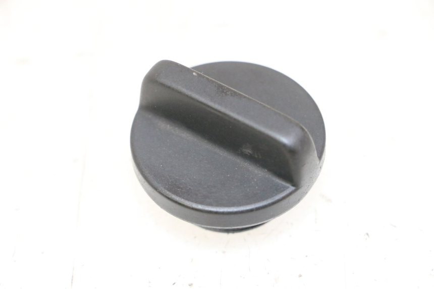 photo de BOUCHON CARTER HUILE YAMAHA FZS FAZER 600 (2001 - 2003)