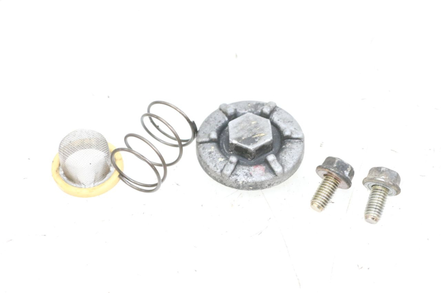 photo de BOUCHON CARTER HUILE YAMAHA YP MAJESTY 125 (2002 - 2006) - Vue principale