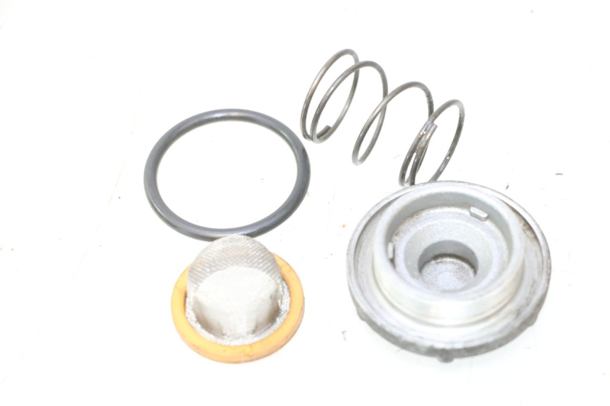 photo de BOUCHON CARTER HUILE YAMAHA YP MAJESTY 125 (2002 - 2006) - Détail de la pièce