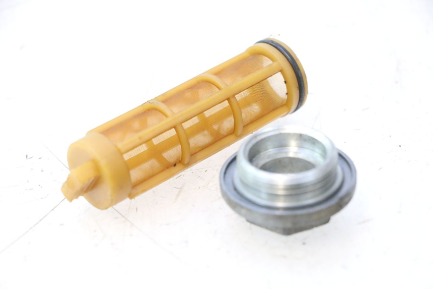 photo de BOUCHON CARTER HUILE PIAGGIO ZIP IGET 4T 50 (2021 - 2023) - Autre angle de vue