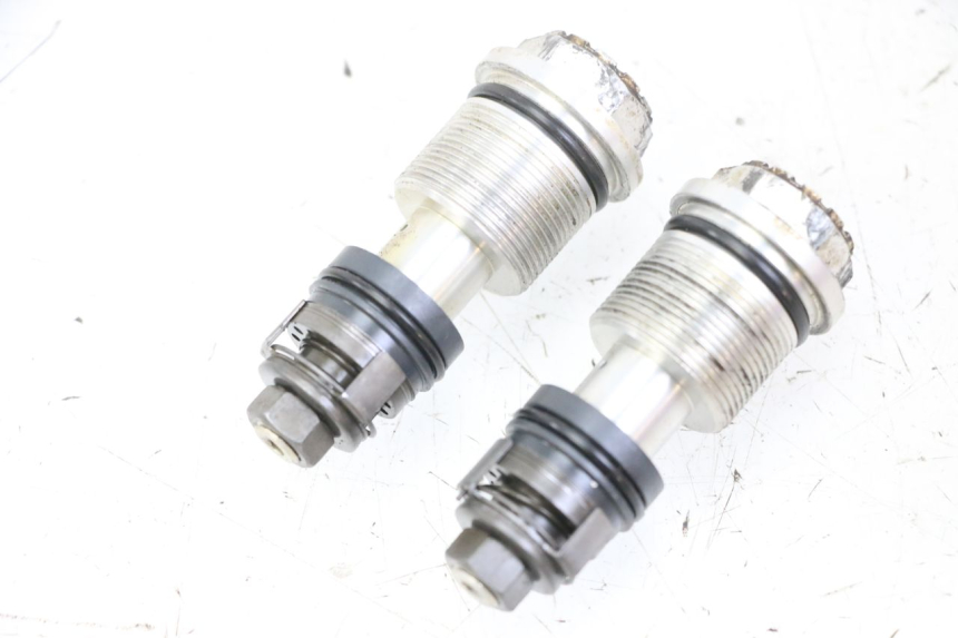 photo de BOUCHON FOURCHE HONDA CR 85 (2003 - 2007)