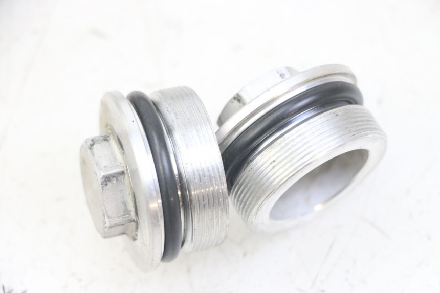 photo de BOUCHON FOURCHE YAMAHA TDR DELTABOX 125 (1993 - 2003)