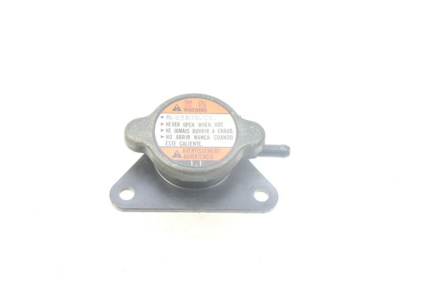 photo de BOUCHON RADIATEUR SUZUKI AN BURGMAN 400 (2006 - 2010)