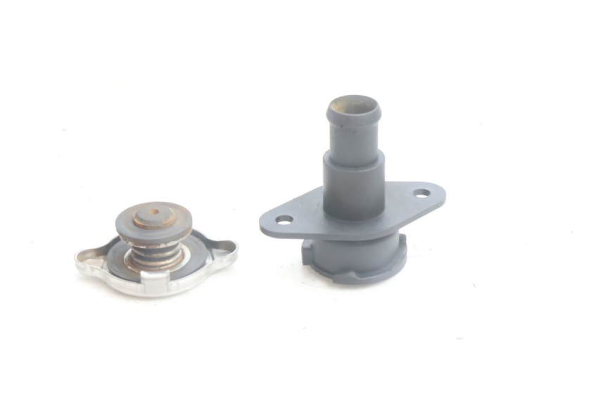 photo de BOUCHON RADIATEUR BMW C1 125 (2000 - 2003) - Zoom état d’usage