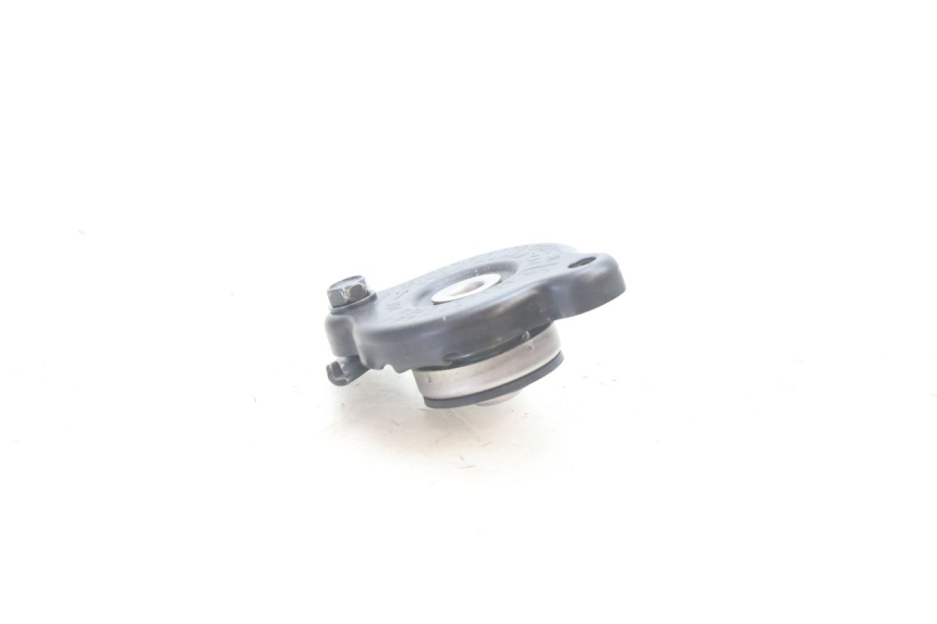 photo de BOUCHON RADIATEUR YAMAHA FZ8 800 (2010 - 2016) - Détail de la pièce