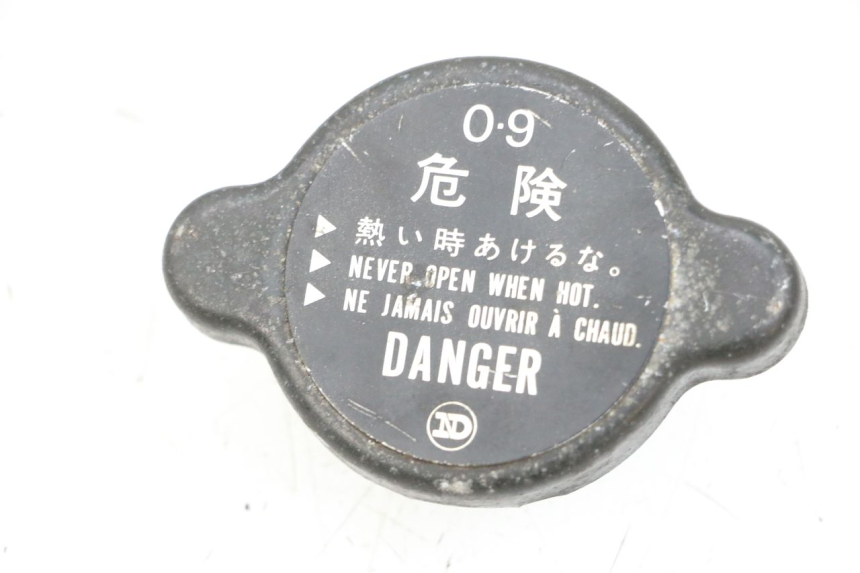 photo de BOUCHON RADIATEUR KAWASAKI GPZ RX 1000 (1986 - 1988) - Zoom état d’usage