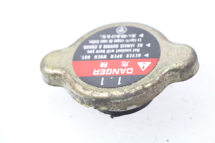 photo de BOUCHON RADIATEUR HONDA CBR 919 RR FIREBLADE 900 (1998 - 1999)