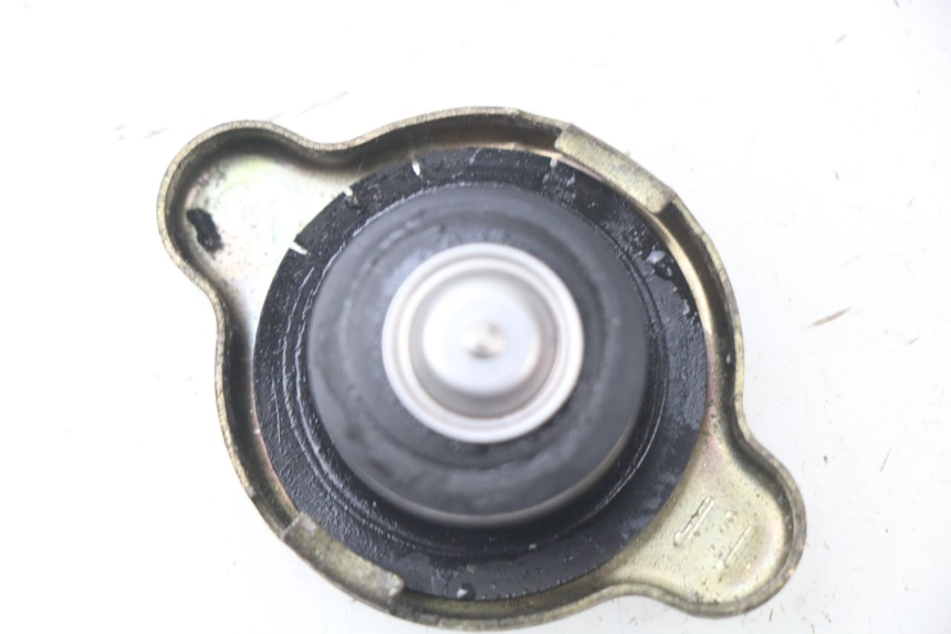 photo de BOUCHON RADIATEUR HONDA CBR 919 RR FIREBLADE 900 (1998 - 1999)