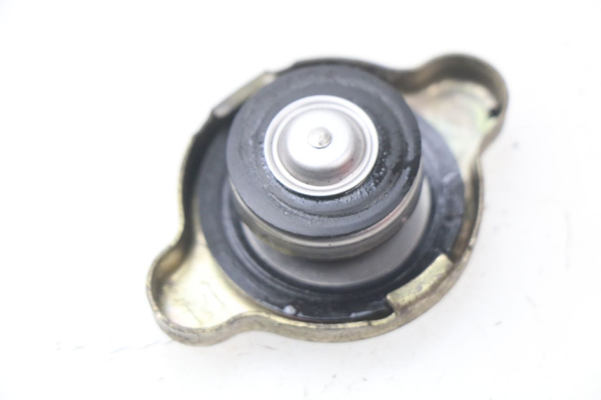 photo de BOUCHON RADIATEUR HONDA CBR 919 RR FIREBLADE 900 (1998 - 1999)