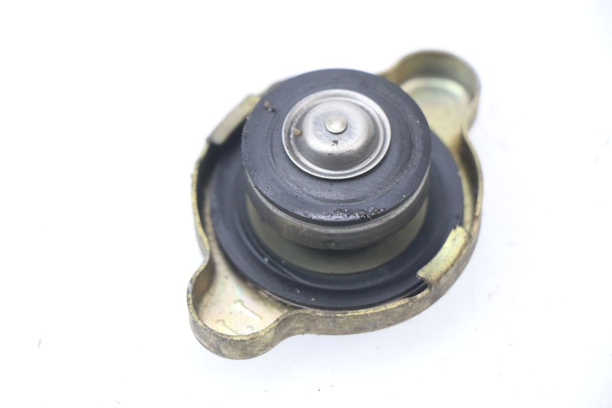 photo de BOUCHON RADIATEUR HONDA CBR 929 RR FIREBLADE 900 (2000 - 2001)