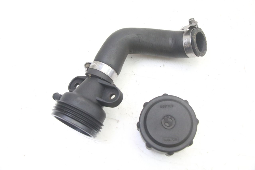 photo de BOUCHON RADIATEUR BMW K 75 RT 750 (1989 - 1997)