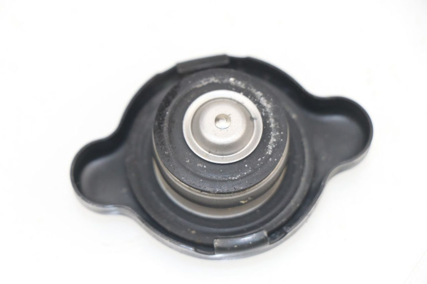 photo de BOUCHON RADIATEUR KAWASAKI Z 750 (2007 - 2013)