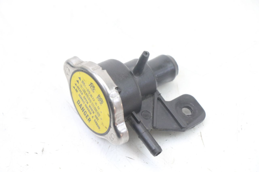 photo de BOUCHON RADIATEUR KYMCO XCITING 500 (2007 - 2010)