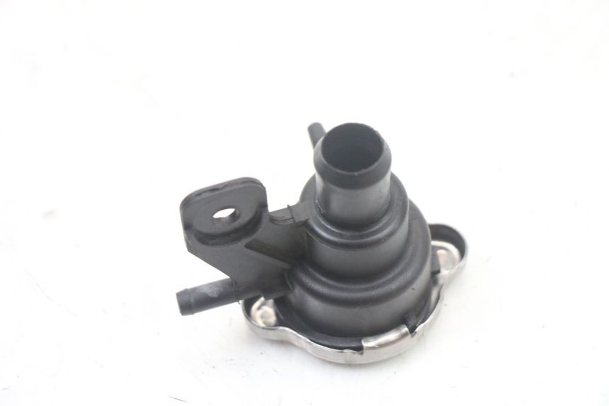 photo de BOUCHON RADIATEUR KYMCO XCITING 500 (2007 - 2010)