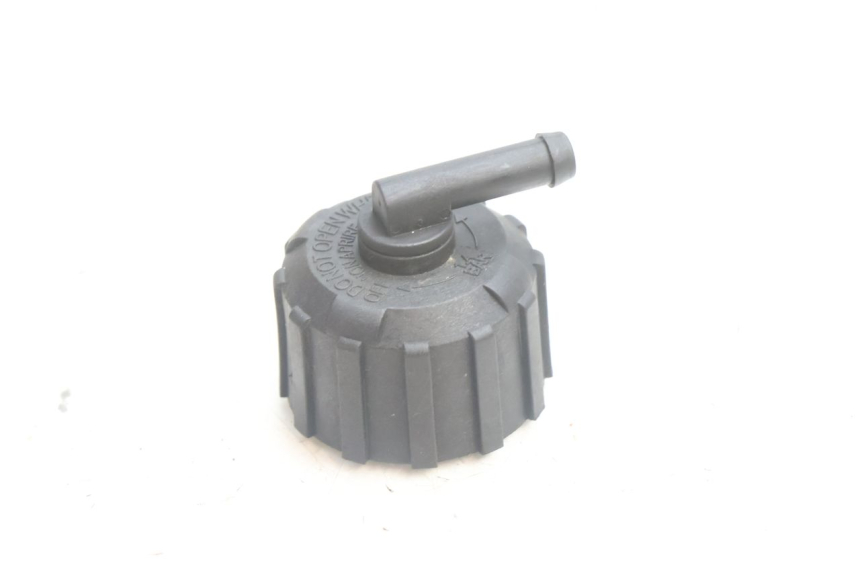 photo de BOUCHON RADIATEUR RIEJU MRT PRO SUPERMOTARD 50 (2007 - 2018) - Vue principale