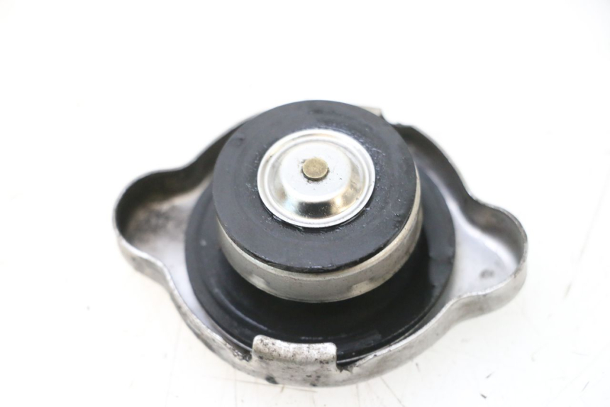 photo de BOUCHON RADIATEUR HONDA PCX (JF57/JF64) 125 (2014 - 2018) - Détail de la pièce