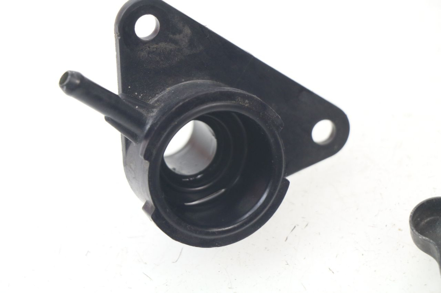 photo de BOUCHON RADIATEUR SUZUKI AN BURGMAN 400 (2006 - 2010)