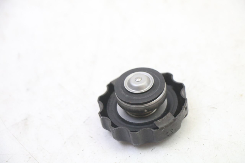 photo de BOUCHON RADIATEUR SUZUKI SV S 650 (2003 - 2009)