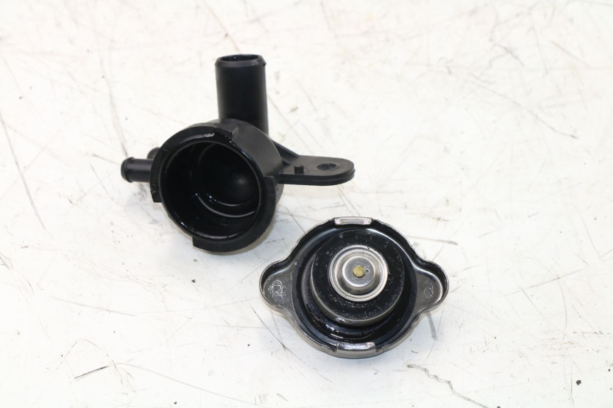 photo de BOUCHON RADIATEUR SYM GTS EFI 125 (2012 - 2016)