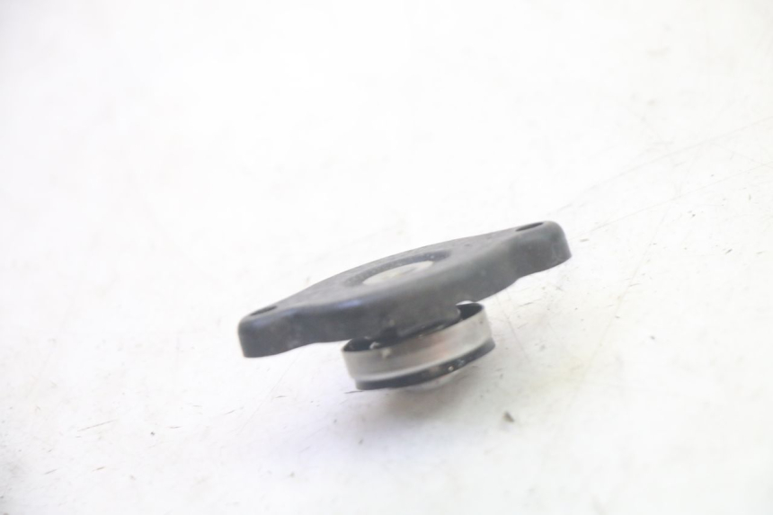 photo de BOUCHON RADIATEUR YAMAHA TDM ABS 900 (2002 - 2014) - Détail de la pièce