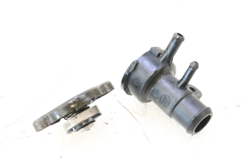 photo de BOUCHON RADIATEUR YAMAHA XP T-MAX ABS 500 (2005 - 2005) - Détail de la pièce