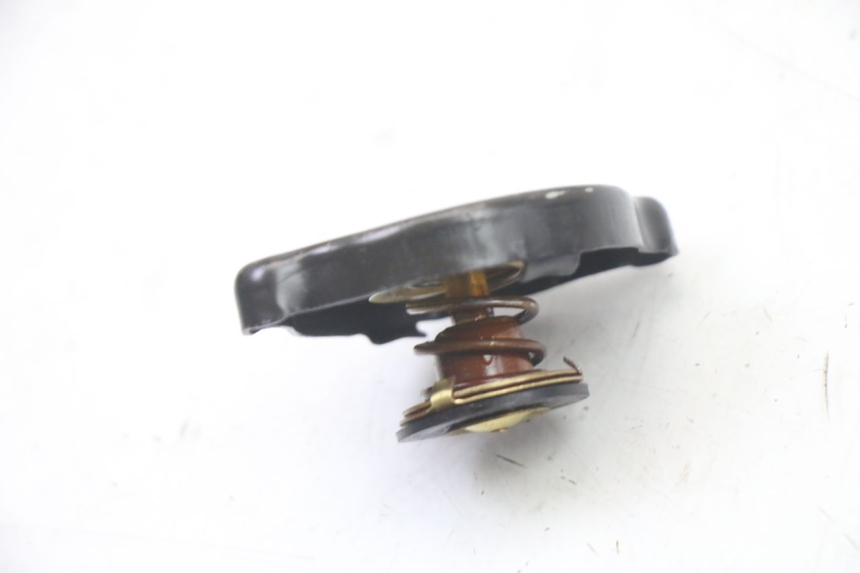photo de BOUCHON RADIATEUR YAMAHA TZR 50 (2008 - 2016)