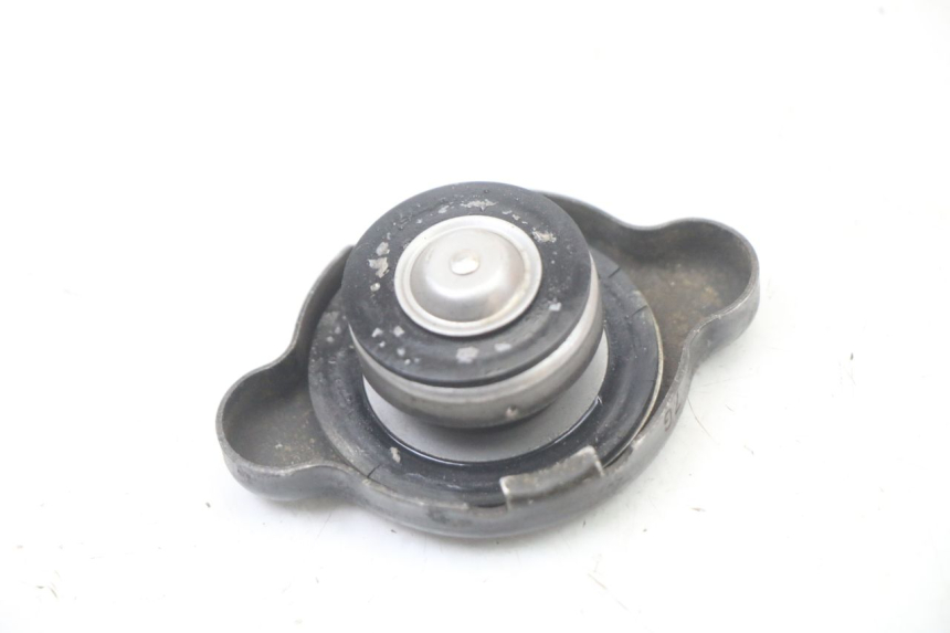 photo de BOUCHON RADIATEUR YAMAHA YZ 125 (2006 - 2016)