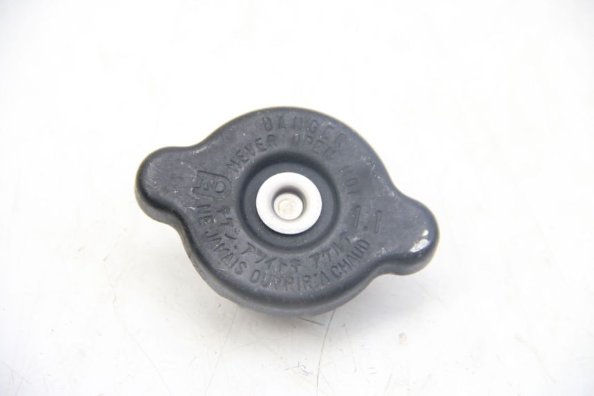 photo de BOUCHON RADIATEUR KAWASAKI Z ABS 1000 (2014 - 2020)