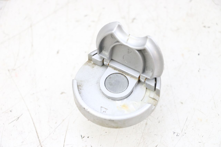 photo de BOUCHON RESERVOIR ESSENCE KYMCO AGILITY 4T 50 (2018 - 2022) - Zoom état d’usage